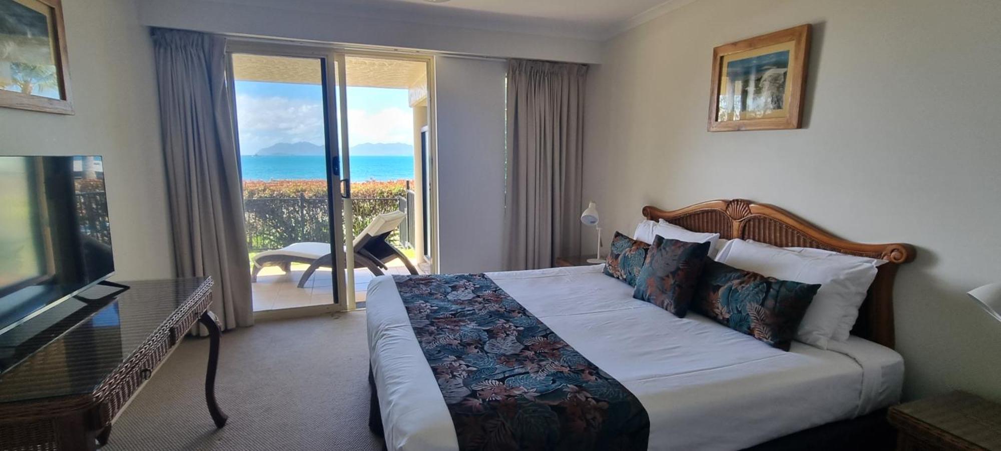 Rose Bay Resort Боуэн Экстерьер фото