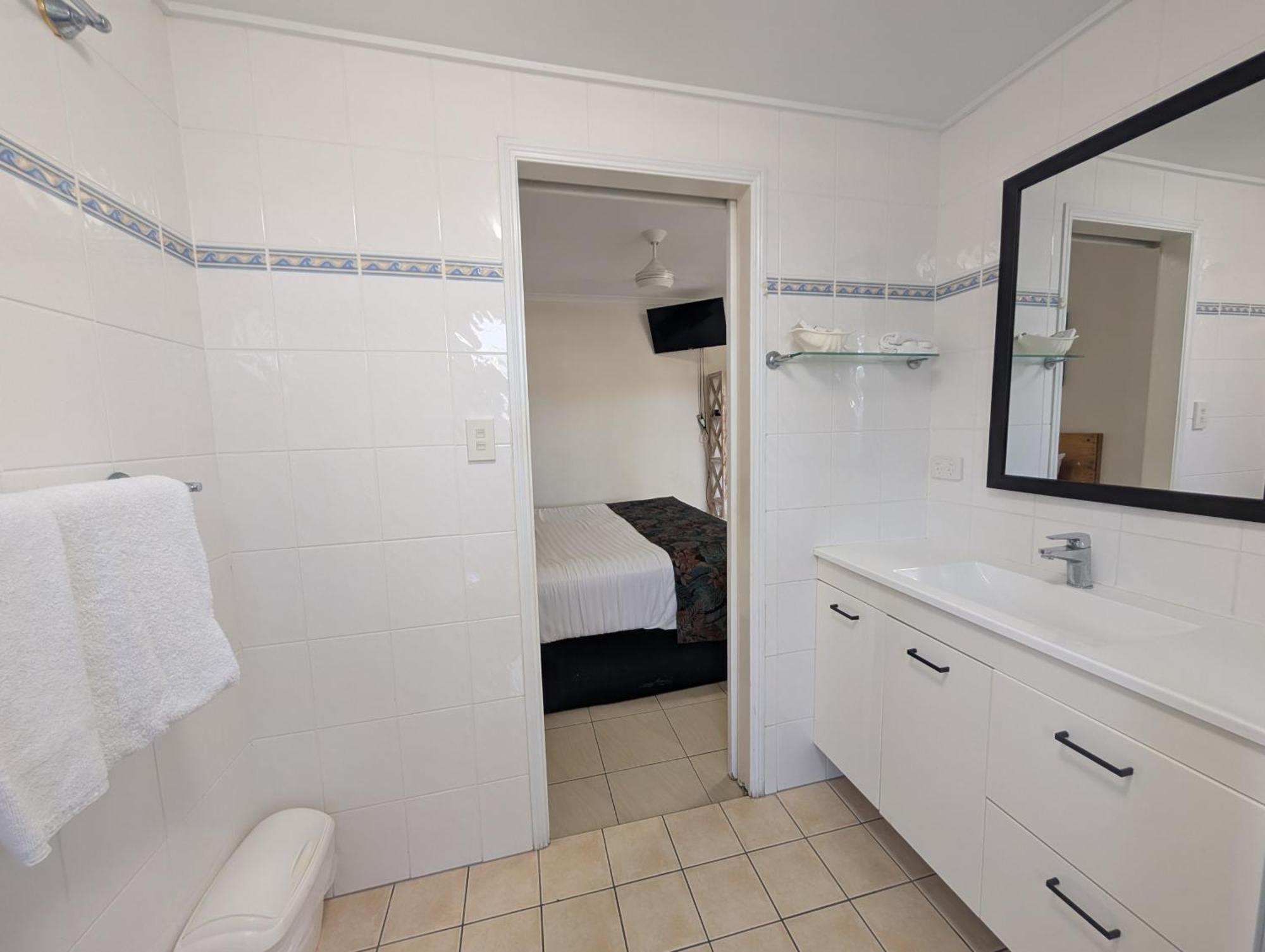 Rose Bay Resort Боуэн Экстерьер фото