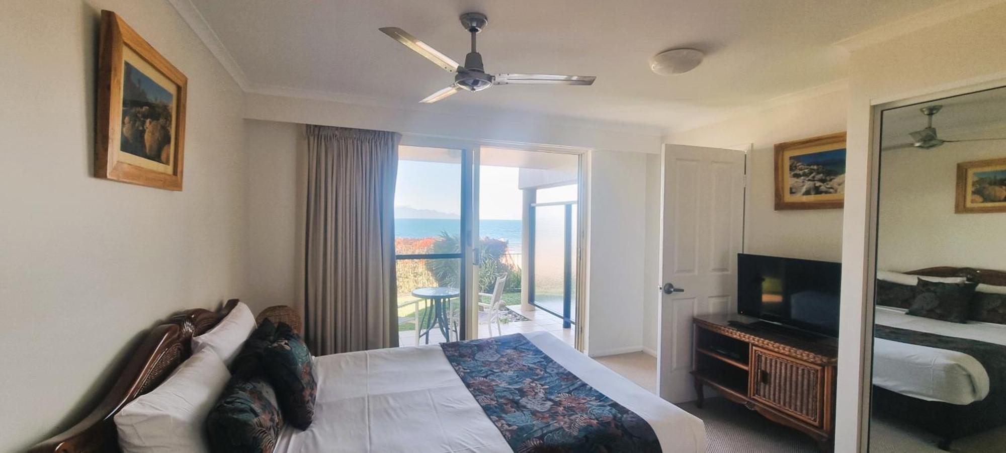 Rose Bay Resort Боуэн Экстерьер фото